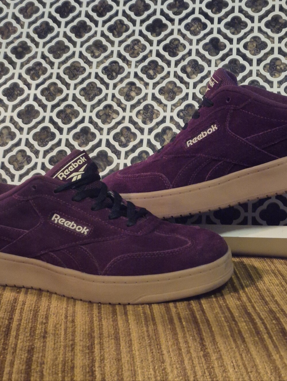 REEBOK FORTE LOUNGERS SIZE 8